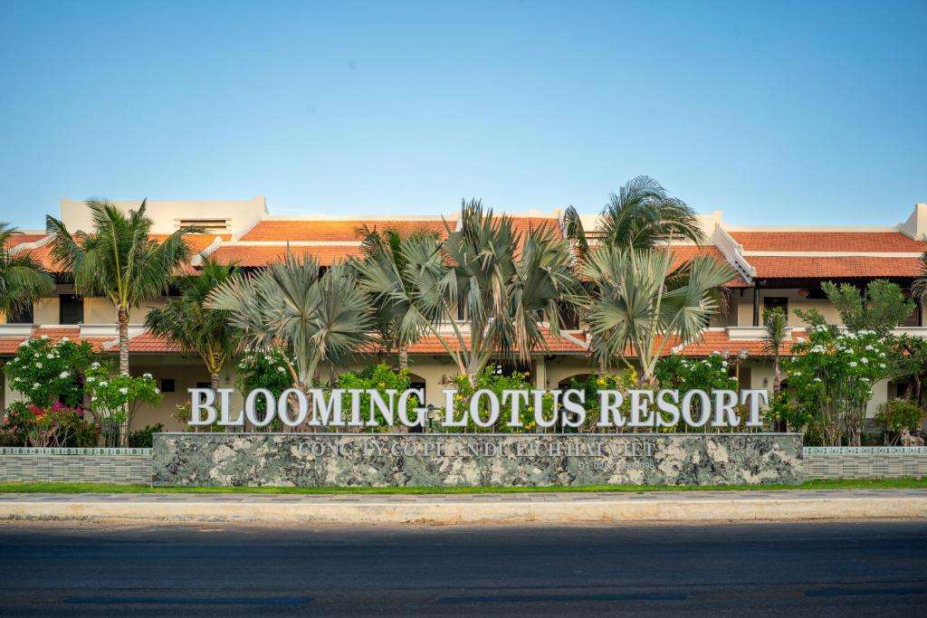 Voucher Blooming Lotus Resort 