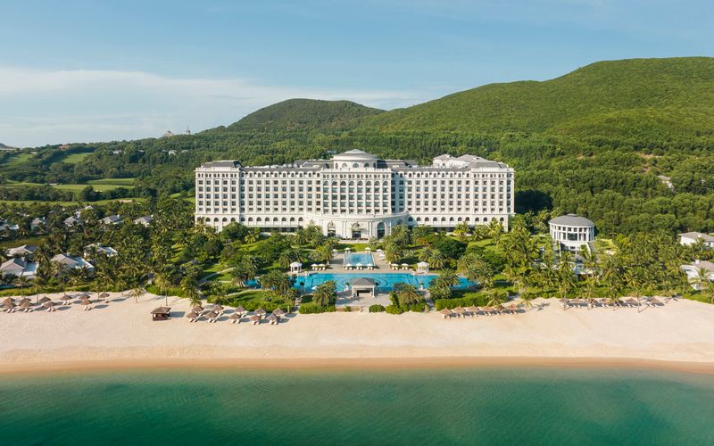 Voucher Nha Trang Marriott Resort & Spa Hòn Tre Island