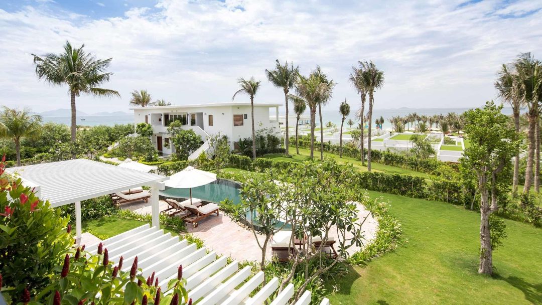 View tại Cam Ranh Riviera Beach Resort mở ra biển Bãi Dài, không gian nhìn khá thoáng