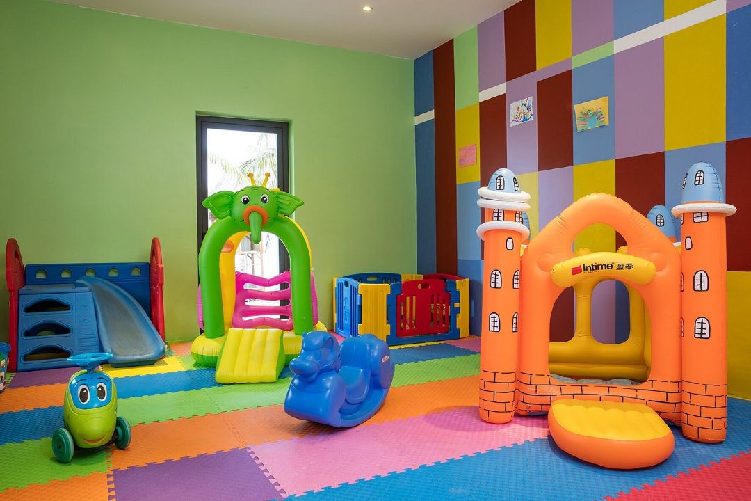 Cam Ranh Riviera Beach Resort có khu vui chơi và hoạt động dành cho trẻ nhỏ