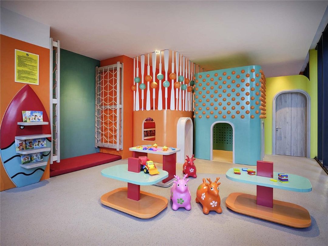 Ibis Styles Vũng Tàu có hồ bơi và tiện ích phù hợp cho gia đình đi cùng trẻ nhỏ