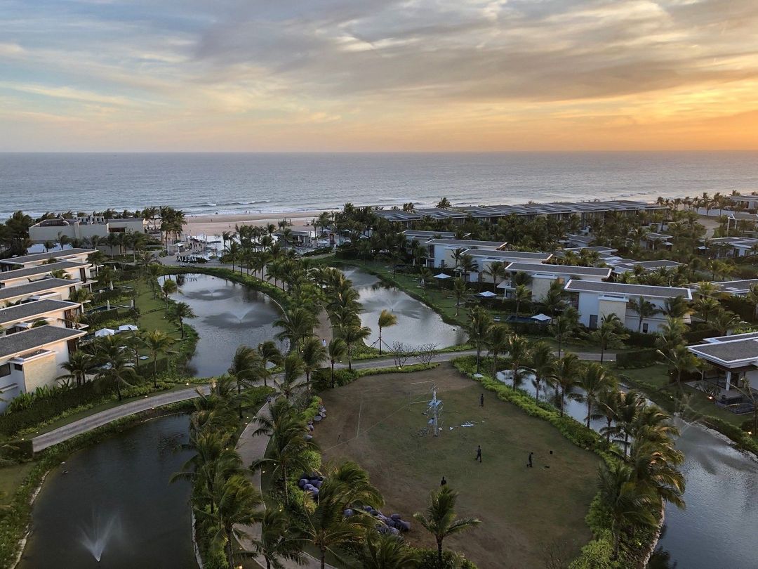 View phòng Melia Hồ Tràm hướng ra biển, hồ bơi hoặc vườn tuỳ hạng phòng