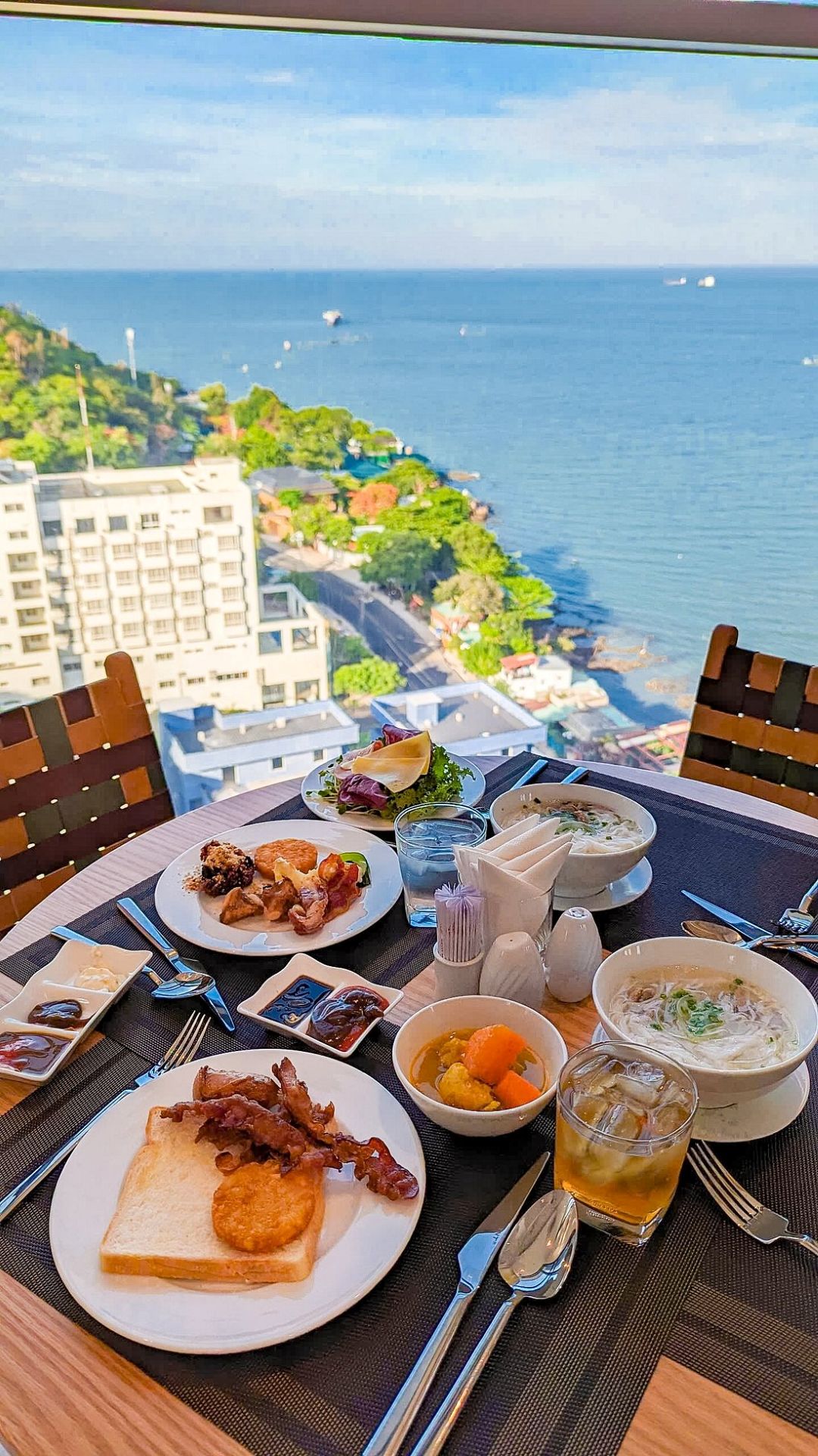 Nhà hàng tại Oyster Bay Vũng Tàu có menu món ăn đa dạng 