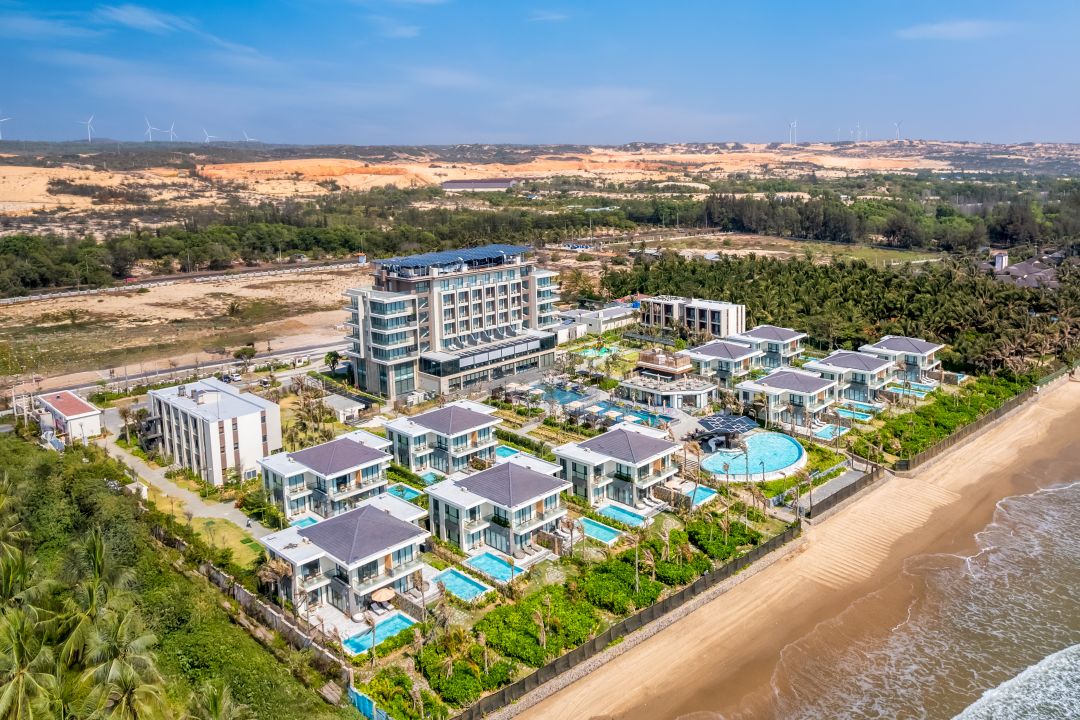 Radisson Resort Mũi Né nằm sát biển nhưng cách xa trung tâm