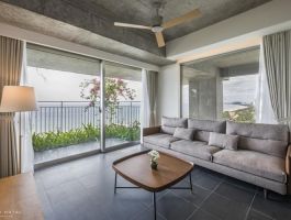 1BR Ocean Front Apartment with Balcony1