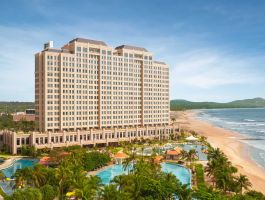 Holiday Inn Resort Hồ Tràm
