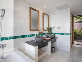 2BR Lagoon View Deluxe (5)