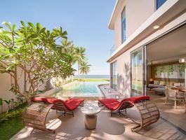 3BR Oceanfront Pool Villa 