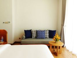 Gardenview 1BR Suite2