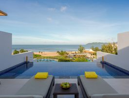 Beachfront 1BR Suite (1)