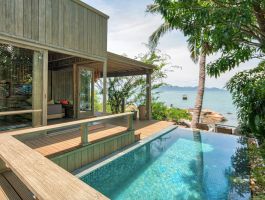 Beachfront Pool Villa (1)