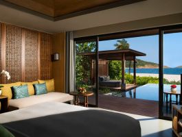 Beachfront Pool Villa (1)