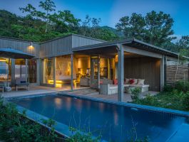 Beachfront Pool Villa (4)