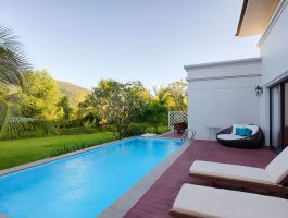 Biệt Thự 02 Phòng Ngủ Có Hồ Bơi Riêng