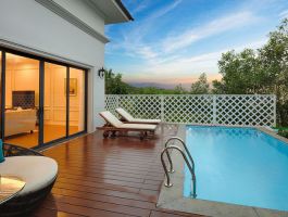 Biệt Thự 02 Phòng Ngủ Có Hồ Bơi Riêng