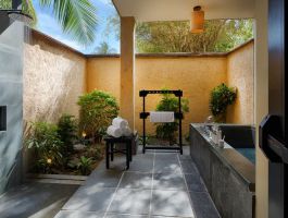 Biệt thự 2PN trước biển, hồ bơi riêng (2)