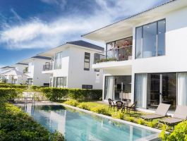 Biệt thự 03 phòng ngủ trước biển