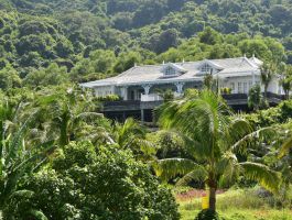 Biệt thự 3PN Vịnh Bãi Bắc 1