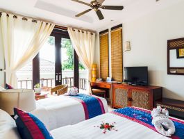 Bungalow Garden View (5)