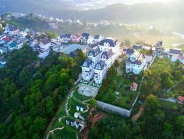 Voucher DaLat DeCharme Village