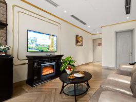 Deluxe Corner Suite (3)