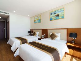 Deluxe Ocean View With Balcony1