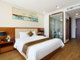 Deluxe Ocean View With Balcony