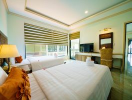 LOTUS OCEAN VIEW – TWIN