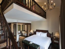 Club Wing - Duplex Suite Balcony