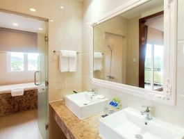 EXECUTIVE SUITE - BATHROOM - LADALAT HOTEL