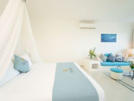 Terrace Bungalow Garden