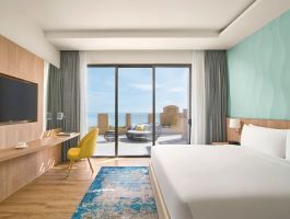 holiday-inn-resort-ho-tram-beach-36