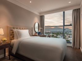 khach-san-altara-suites-da-nang-16