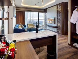 Club Suite Sea View