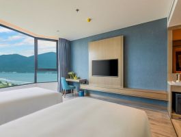 khach-san-awaken-da-nang-10