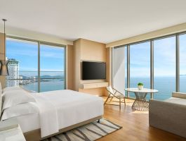 Deluxe Ocean View 