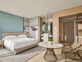 1 King Bed/ 2 Twin Beds