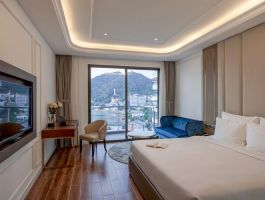 Premier Double Seaview