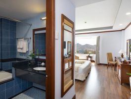 khach-san-sai-gon-ninh-chu-8