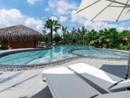 LE PALMIER LONG AN BOUTIQUE RESORT