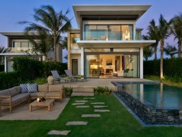 The Level 3BR Oceanfront Villa 