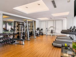 Melia Vinpearl Nha Trang Empire