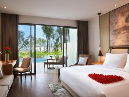 Movenpick - Superior with Pool Access 3