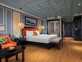 Deluxe River View Balcony2