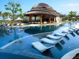 Voucher New World Hoiana Beach Resort Hội An