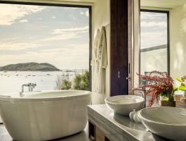 Oceanfront Villa (3)