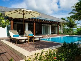 Sapphire Beach Villa2
