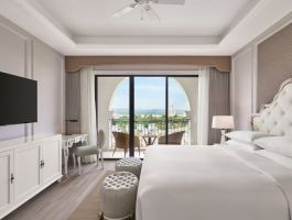 Senior Suite Garden View