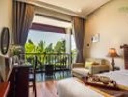 Suite Private Pool & Garden View