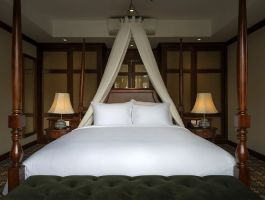 Club Wing - Veranda Suite Pool View